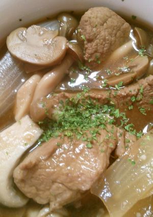 簡単！豚ヒレ肉と　きのこの赤ワイン煮込み-レシピのメイン写真