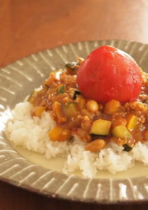 まるごとトマトの夏野菜ドライカレー♪-レシピのメイン写真