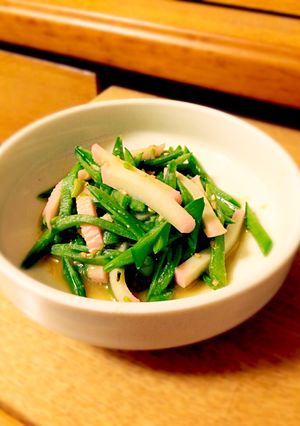 スナップえんどうとカマボコの胡麻味噌和え-レシピのメイン写真