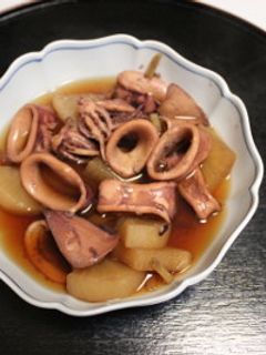 圧力鍋でイカと大根の煮付け-レシピのメイン写真