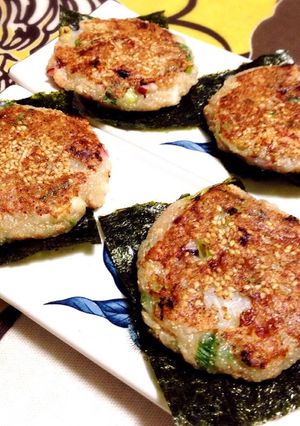 タコたらこ入り♪山芋もちもちおやき♪-レシピのメイン写真