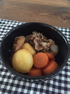 ☆ストウブで簡単無水肉じゃが☆-レシピのメイン写真
