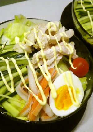 レタスたっぷりサラダラーメン-レシピのメイン写真