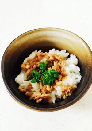 レンジでそぼろ丼♪超ズボラ飯！-レシピのメイン写真