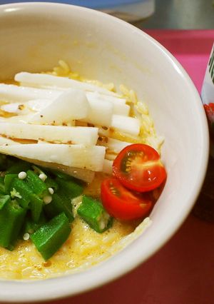 卵かけご飯にオクラと長いものねばねばー丼-レシピのメイン写真