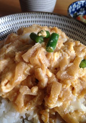 麺つゆで簡単油揚げの玉子とじ丼-レシピのメイン写真