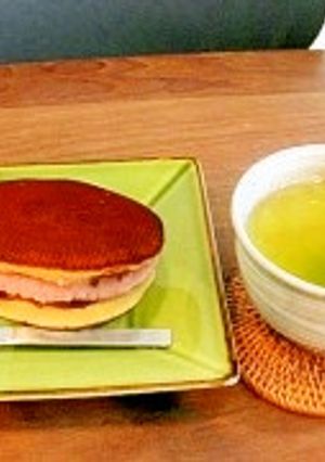 パンケーキミックスで簡単春生どら焼き♪-レシピのメイン写真