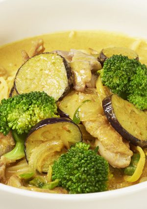 若鶏と野菜のスープカレーパスタ-レシピのメイン写真