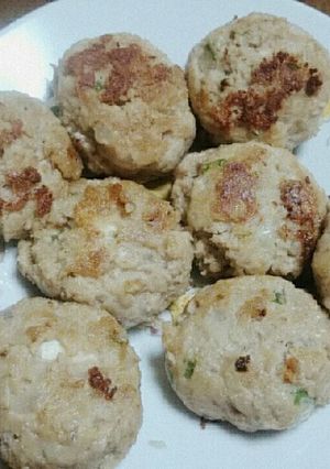 １歳からの♡チーズin豆腐ハンバーグ-レシピのメイン写真