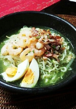 冷やしぶっかけ塩ラーメンでペペロンチーノ-レシピのメイン写真