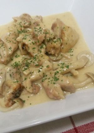 鶏としめじのクリーム煮-レシピのメイン写真