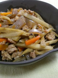 ゴボウとこんにゃくのそぼろ煮-レシピのメイン写真