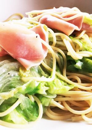 レタス丸ごと一個ペロリ★生ハムパスタ-レシピのメイン写真