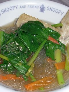 鶏手羽先ではるさめスープ-レシピのメイン写真