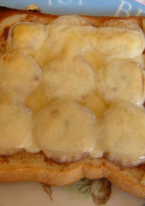最高に幸せ☆バナナシナモンチーズトースト-レシピのメイン写真