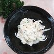 パセリと新玉ねぎのツナサラダ