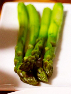 材料2つだけ。大好き!アスパラの昆布締め-レシピのメイン写真
