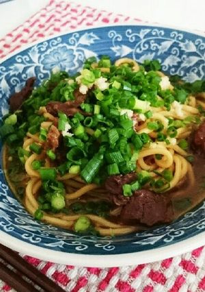 スジコンの残り汁で油そば(*´-`)-レシピのメイン写真