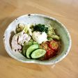 温玉絡める冷やしぶっかけラーメン