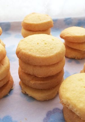 お店みたいなサクほろクッキー-レシピのメイン写真
