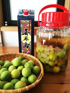 黒糖焼酎で仕込む梅酒 (2015)-レシピのメイン写真