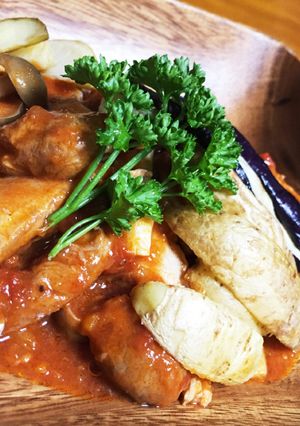 ＊カチャトーラ＊ 鶏モモ肉のトマト煮込み-レシピのメイン写真