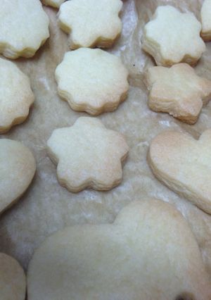子供と一緒に型抜きクッキー-レシピのメイン写真