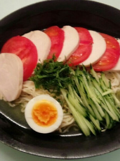 トマトと鶏ハムの冷やし塩ラーメン♡-レシピのメイン写真