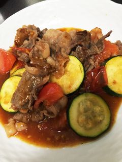 牛肉トマトズッキーニ炒め!-レシピのメイン写真