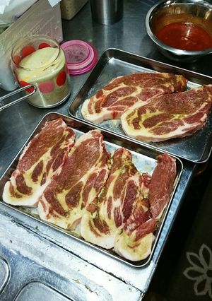私の肉を最大限旨味を増やす簡単昆布茶絞め-レシピのメイン写真