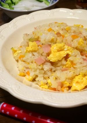 簡単ランチ♡カルボナーラ風＊コンソメ炒飯-レシピのメイン写真