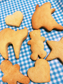 HMでサクサク型抜きクッキー-レシピのメイン写真