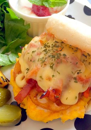 簡単ピリ辛きんぴらレンコンバーガー♡-レシピのメイン写真