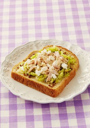 シーチキンとキャベツのオープンサンド-レシピのメイン写真