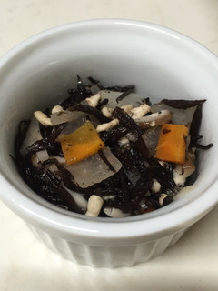 離乳食後期 鶏とひじきの出汁煮-レシピのメイン写真
