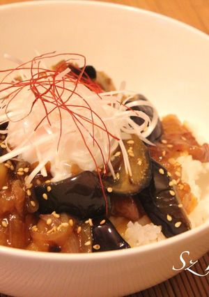 豚バラと茄子の韓国風丼〜温玉のせ〜-レシピのメイン写真