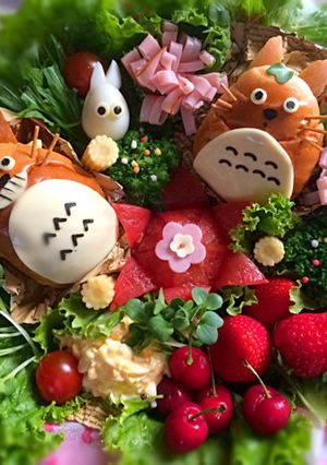 トトロールサンドとお花畑サラダ-レシピのメイン写真