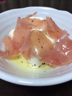 生ハムとクリームチーズの冷奴-レシピのメイン写真