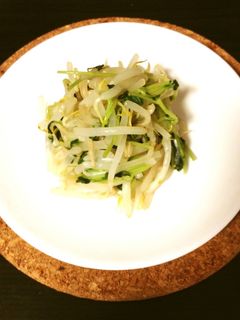 コンビニとレンジだけで豆苗もやしポン酢-レシピのメイン写真