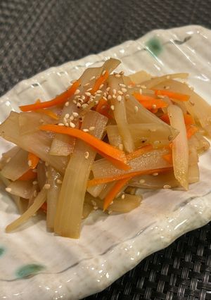 ウドのきんぴら-レシピのメイン写真