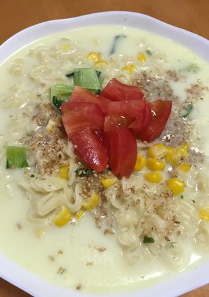 サッポロ一番クリーミー&トマト塩ラーメン-レシピのメイン写真
