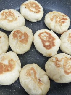 2つの具材であっさり味なシンプルおやき-レシピのメイン写真