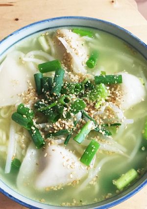 ボリュミー✨冷凍水餃子de塩ラーメン-レシピのメイン写真