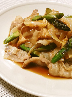 ご飯がすすむアスパラと豚肉のピリ辛炒め-レシピのメイン写真