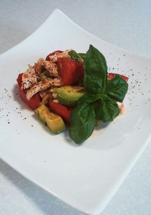 鶏胸肉とアボカドのトマト和え-レシピのメイン写真
