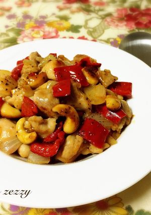 簡単時短！鶏とカシューナッツの夏野菜炒め-レシピのメイン写真