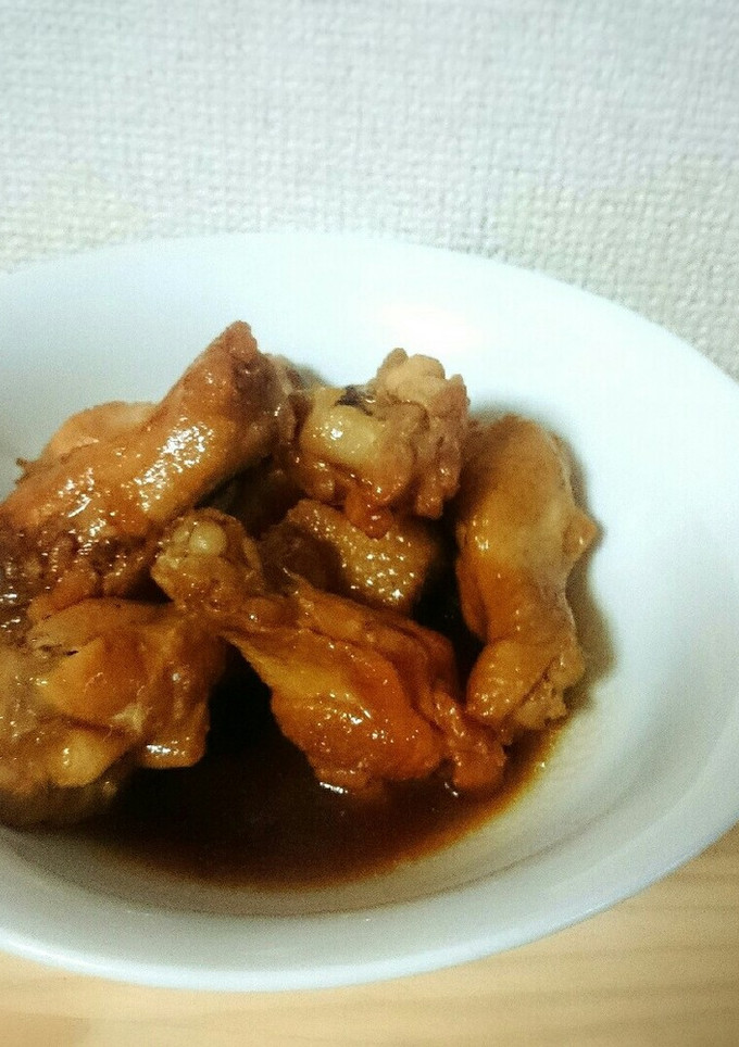 計量カップと手羽元で♬簡単うま煮-レシピのメイン写真