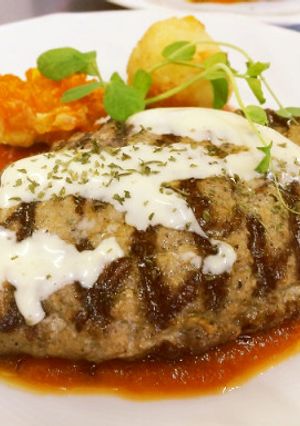 ✨　網焼きハンバーグトマトチーズ仕立て✨-レシピのメイン写真