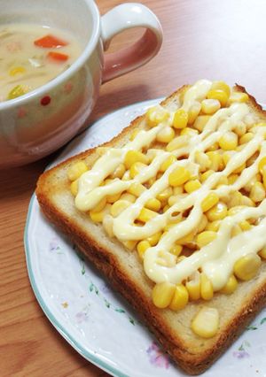 朝食に♡パパッとマヨコーントースト♪-レシピのメイン写真