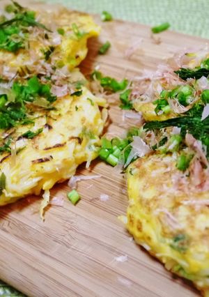 残った素麺お焼きで立派なおうち居酒屋-レシピのメイン写真